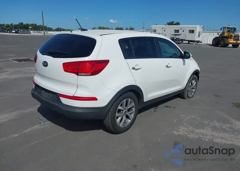 2016 Kia Sportage Lx z USA, uszkodzony, nr VIN KNDPB3AC1G7810189